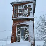 Insolite La Tour De Larbuisson